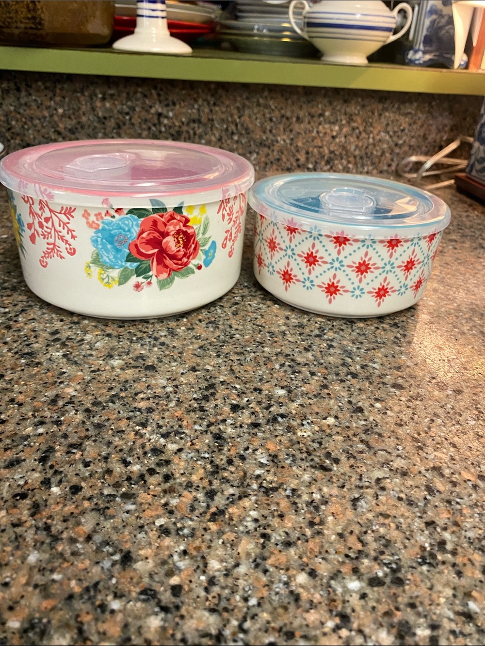The Pioneer Woman Floral Ceramic Storage Bowls with lids- Nesting